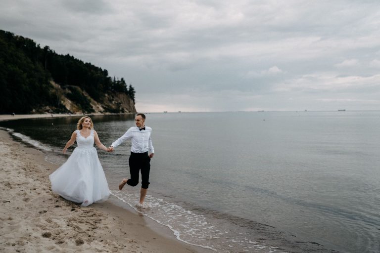 Plener ślubny nad Morzem Bałtyckim – Hania i Marcin