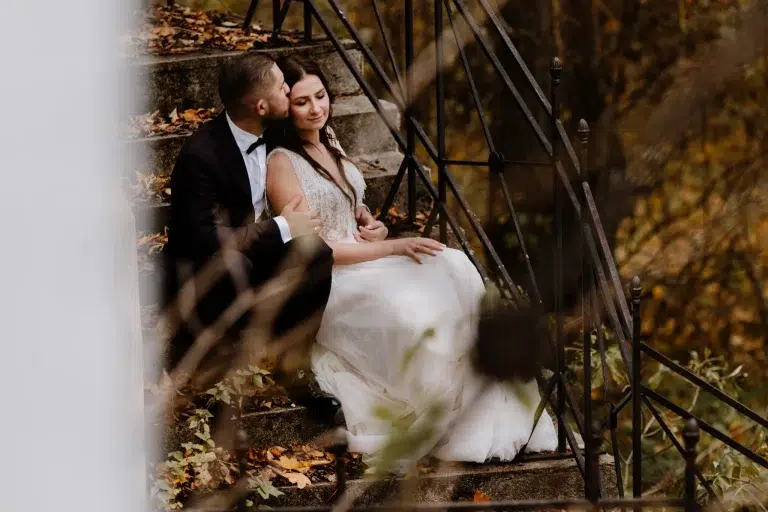 Trendy w sesjach ślubnych: trzy nowoczesne pomysły na kreatywne zdjęcia | Klaudia & Albert